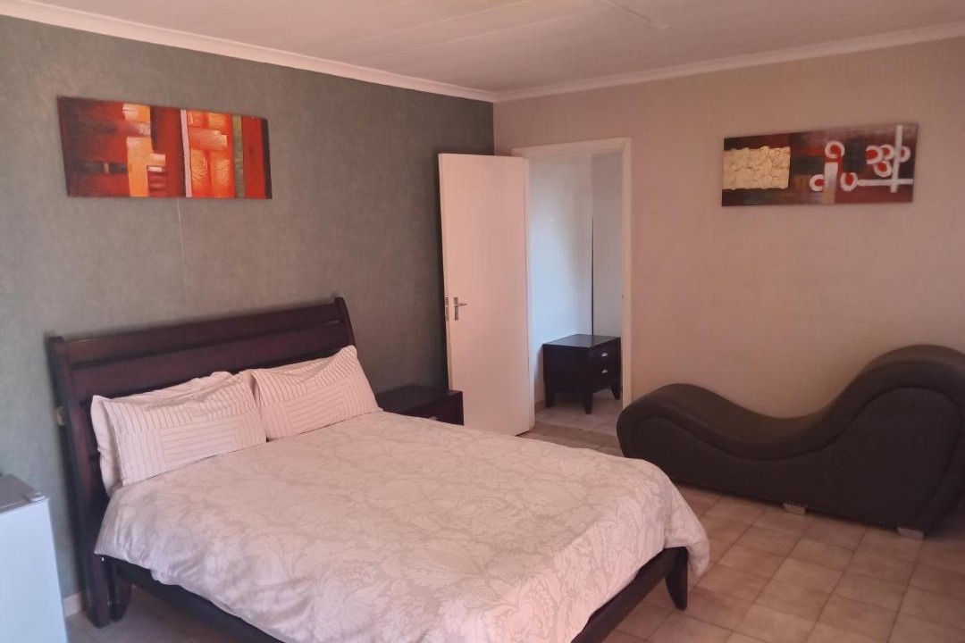 Photo of Bedroom in Moses Kotane