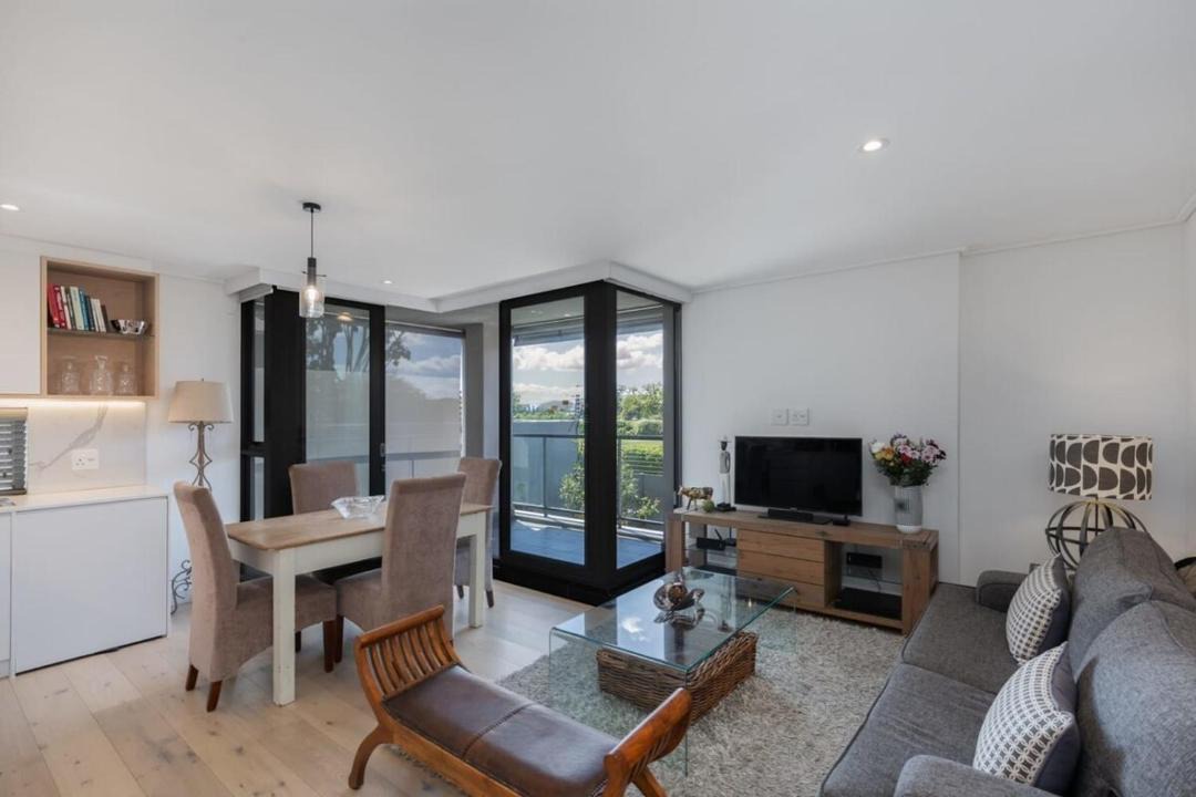 Photo of Livingroom in Rondebosch