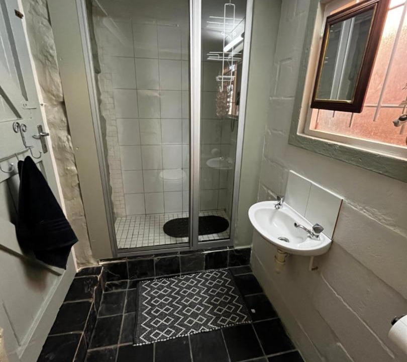 Photo of Bathroom in Oudtshoorn