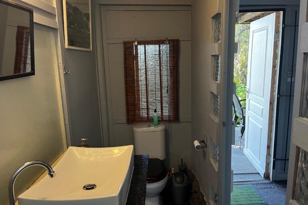 Photo of Bathroom in Oudtshoorn