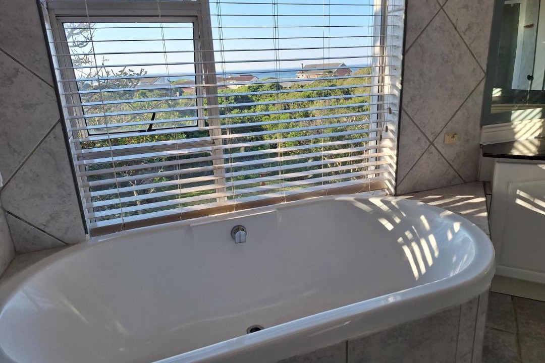 Photo of Bathroom in Port Alfred