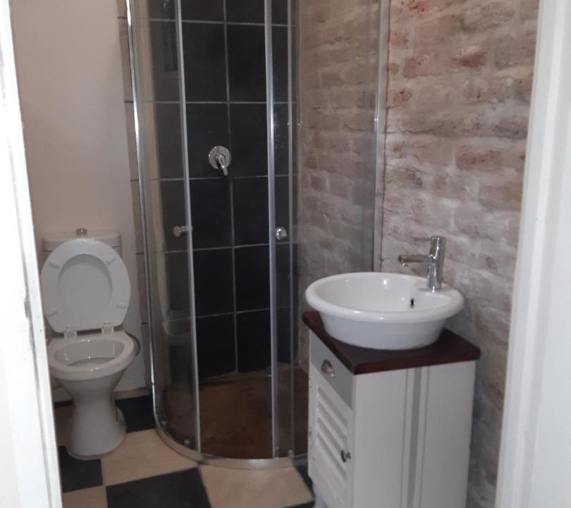Photo of Bathroom in Somerset East