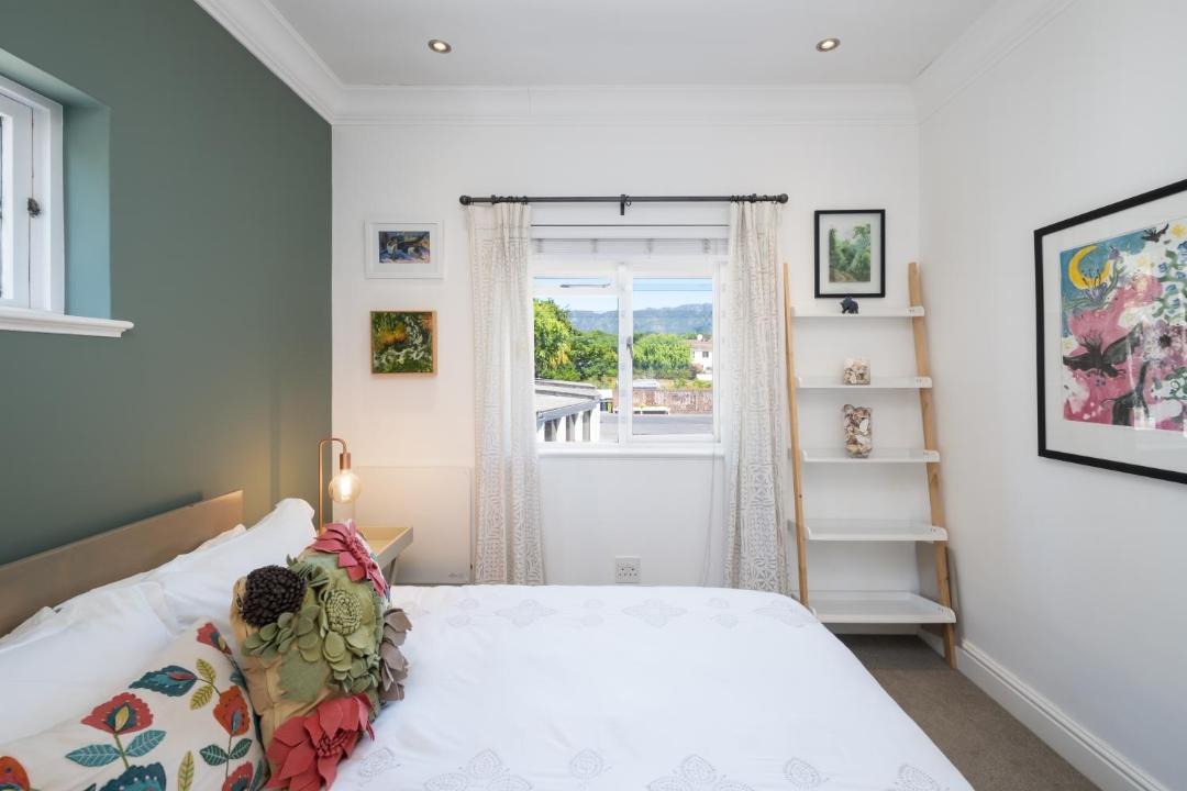 Photo of Bedroom in Kenilworth