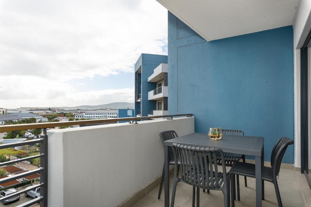 Photo of Patio Balcony in Century City
