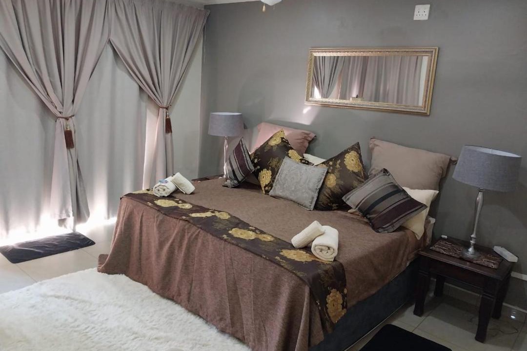 Photo of Bedroom in Waterkloof Glen