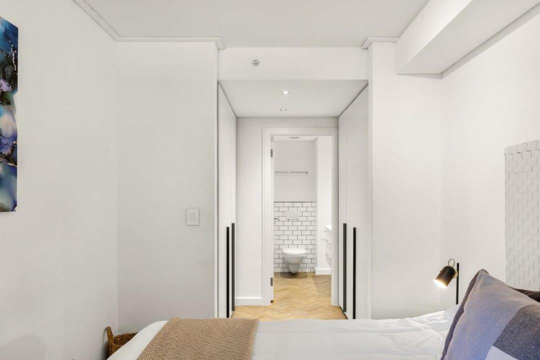 Photo of Bedroom in Cape Town City Centre