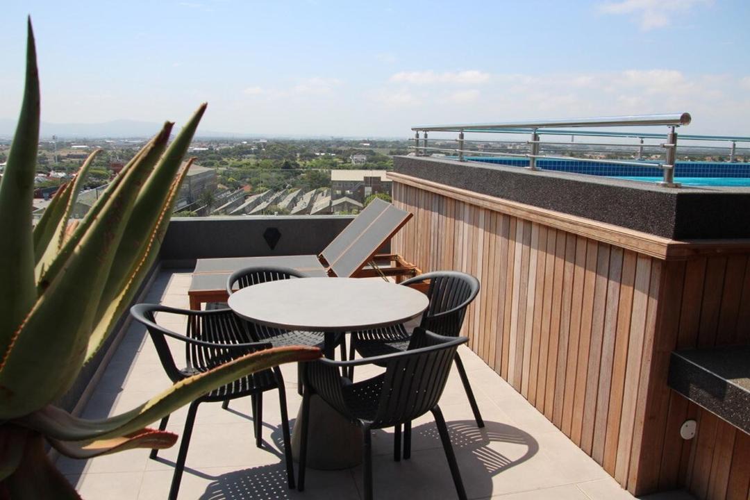 Photo of Patio Balcony in Observatory
