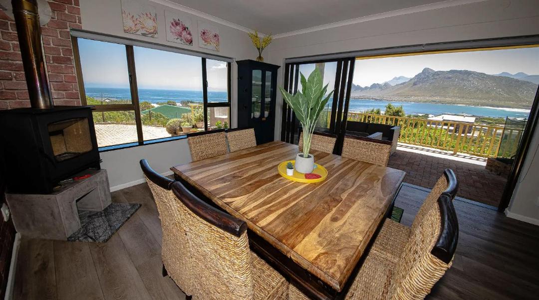 Photo of Others in Pringle Bay