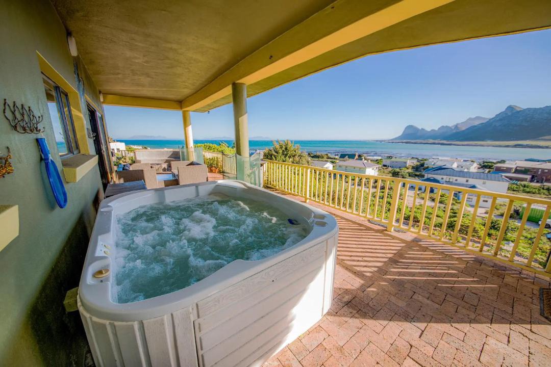Photo of Others in Pringle Bay