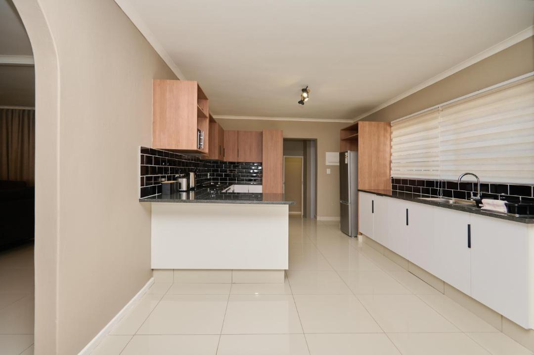 Photo of Kitchen in Waterkloof Glen