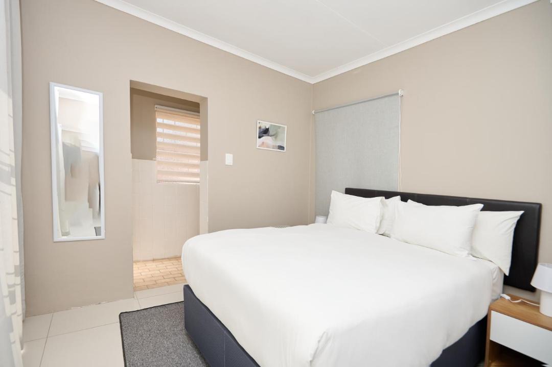 Photo of Bedroom in Waterkloof Glen