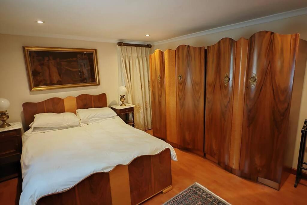 Photo of Bedroom in Rondebosch