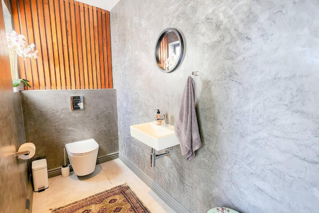 Photo of Bathroom in Shelley Point