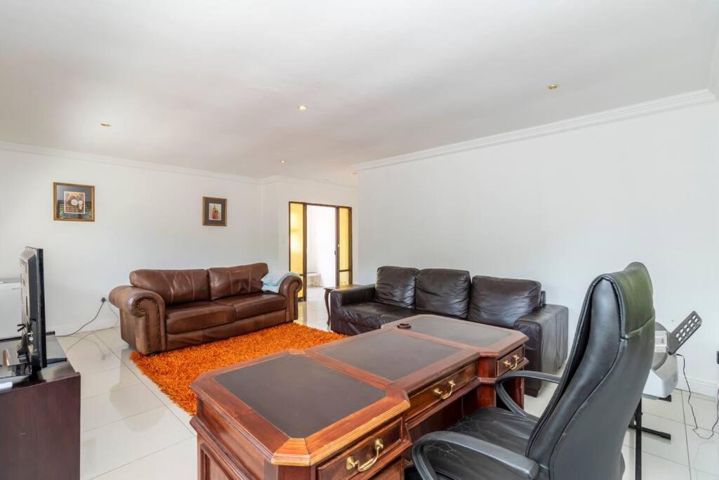 Photo of Livingroom in Northcliff