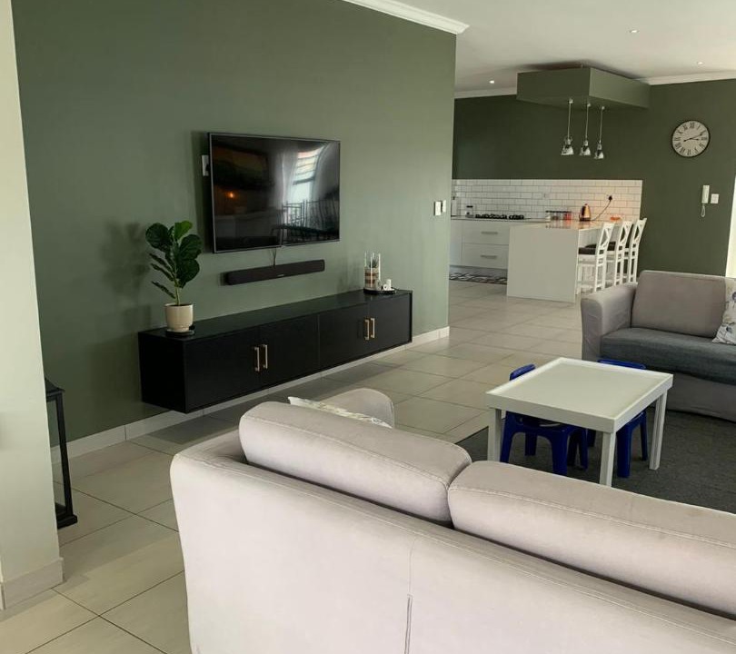 Photo of Livingroom in Gordon's Bay