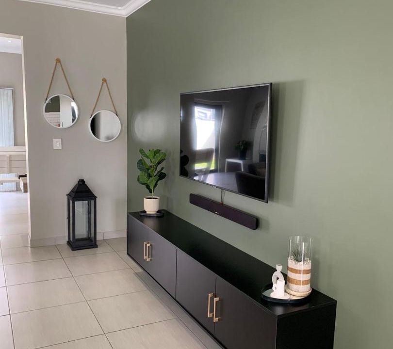 Photo of Livingroom in Gordon's Bay