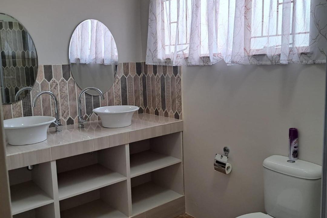 Photo of Bathroom in Dullstroom