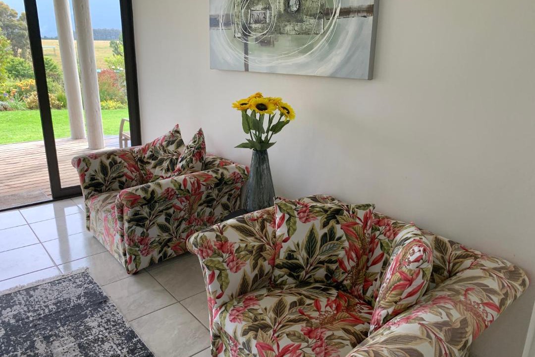 Photo of Livingroom in Buffalo Hills Game Reserve