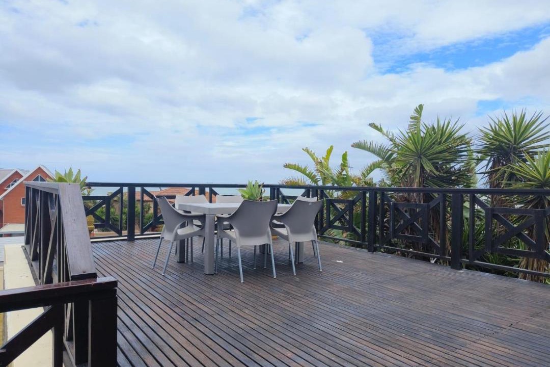 Photo of Patio Balcony in Bluewater Bay