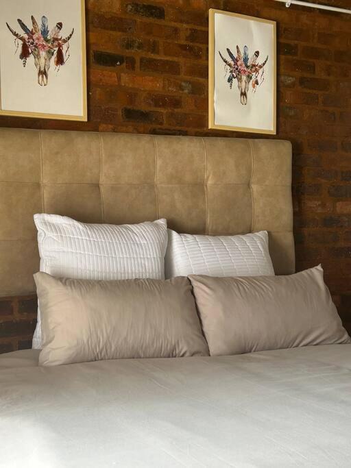 Photo of Bedroom in Downtown Johannesburg