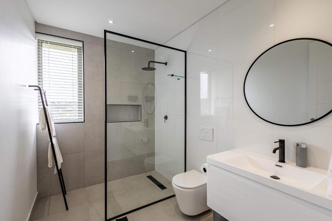 Photo of Bathroom in Brackenridge Private Residential Estate