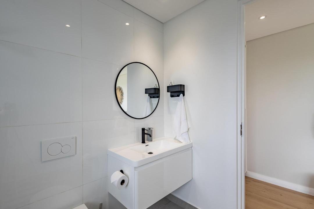 Photo of Bathroom in Brackenridge Private Residential Estate