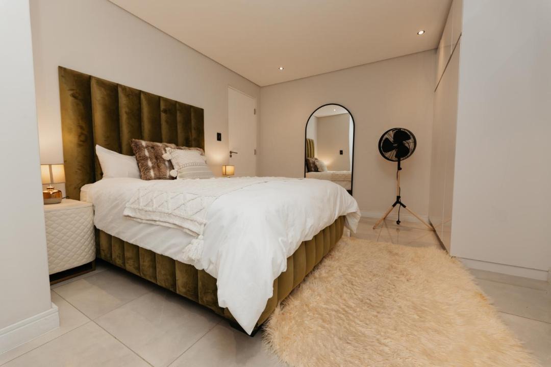 Photo of Bedroom in Houghton Estate