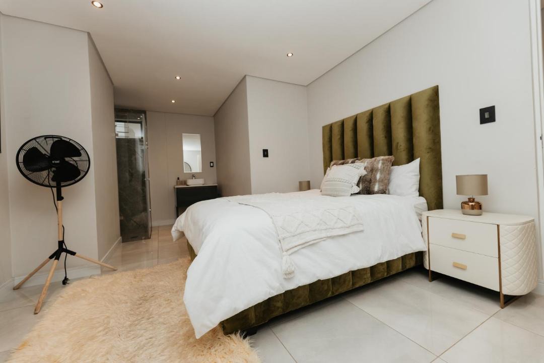 Photo of Bedroom in Houghton Estate