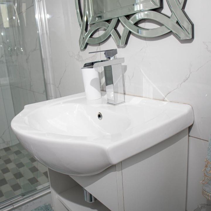 Photo of Bathroom in Akasia