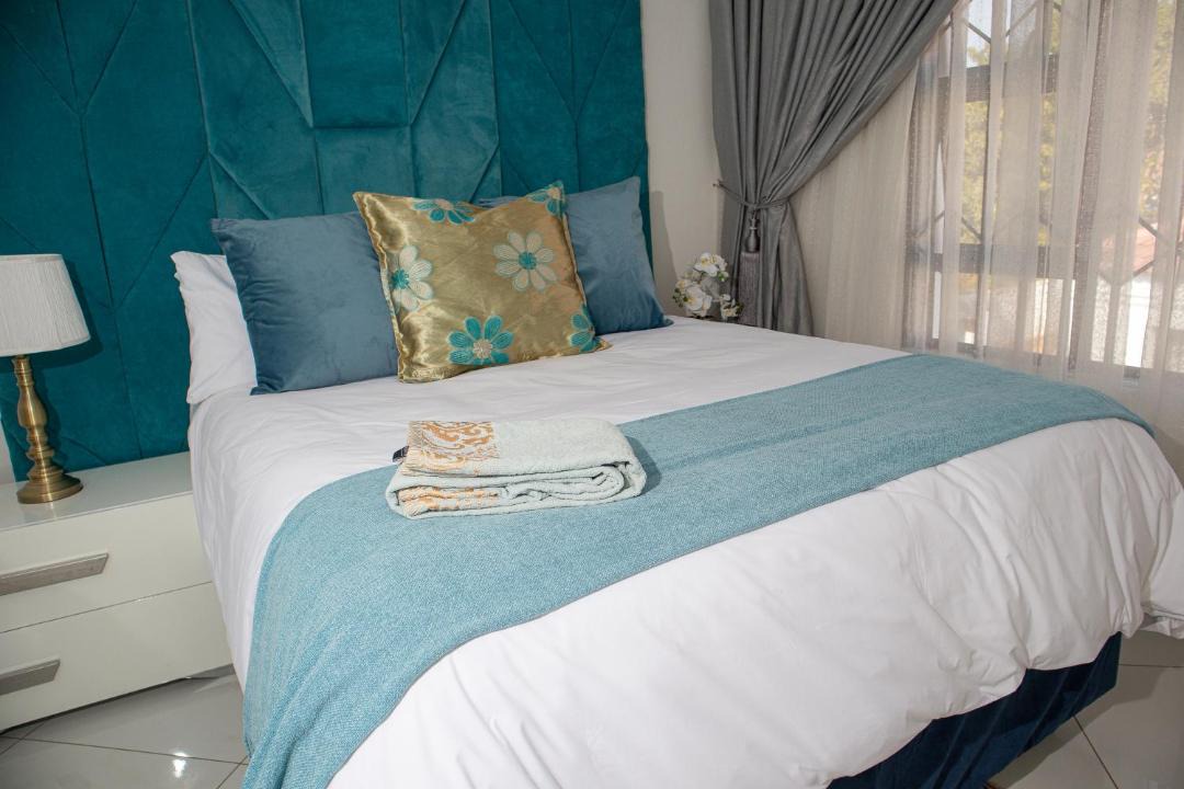 Photo of Bedroom in Akasia