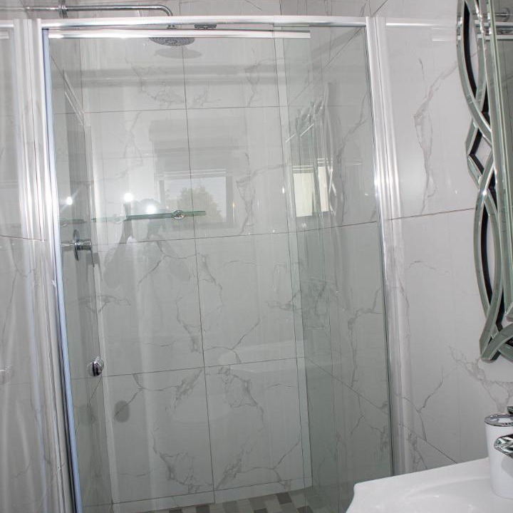 Photo of Bathroom in Akasia