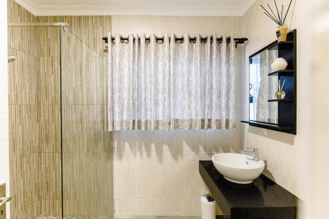 Photo of Bathroom in Umtentweni