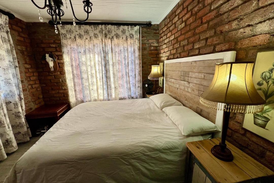 Photo of Bedroom in Somerset East