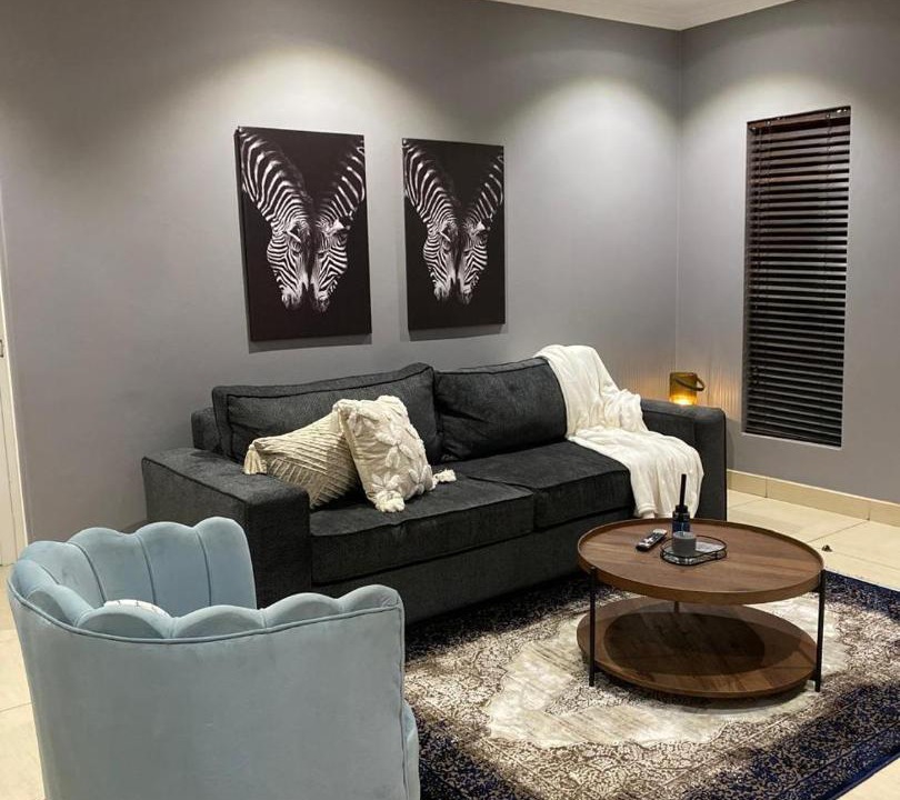 Photo of Livingroom in Beacon Bay