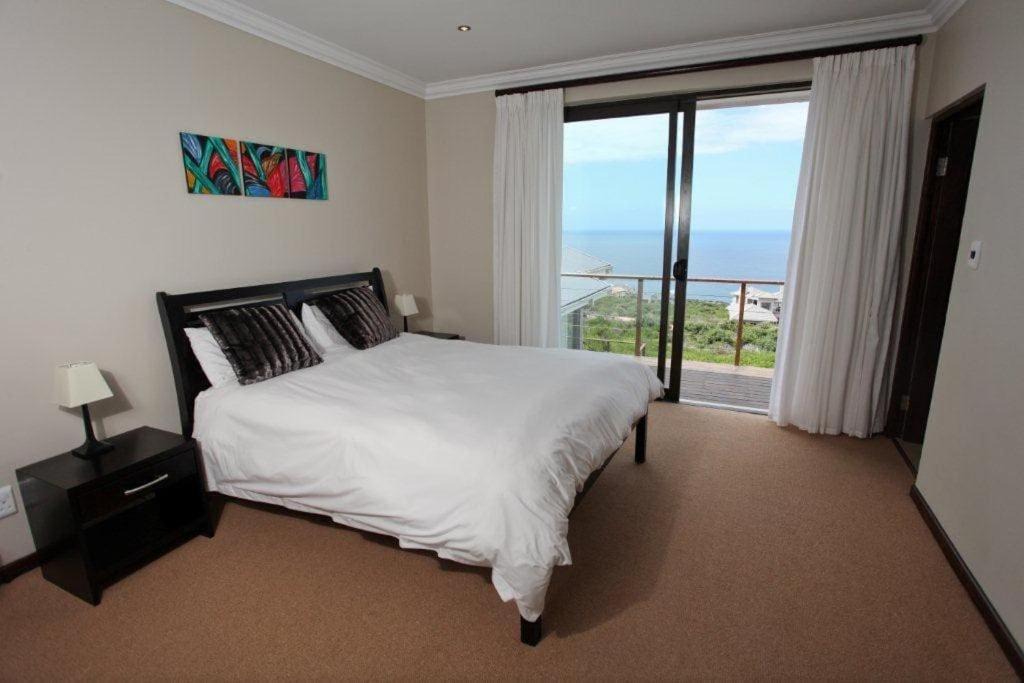 Photo of Bedroom in Pinnacle Point