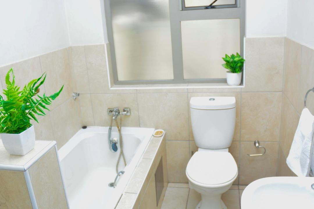 Photo of Bathroom in Emalahleni