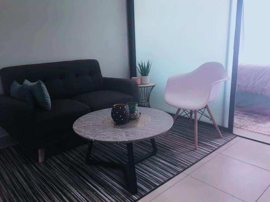 Photo of Livingroom in Greater Johannesburg Metropolitan Area