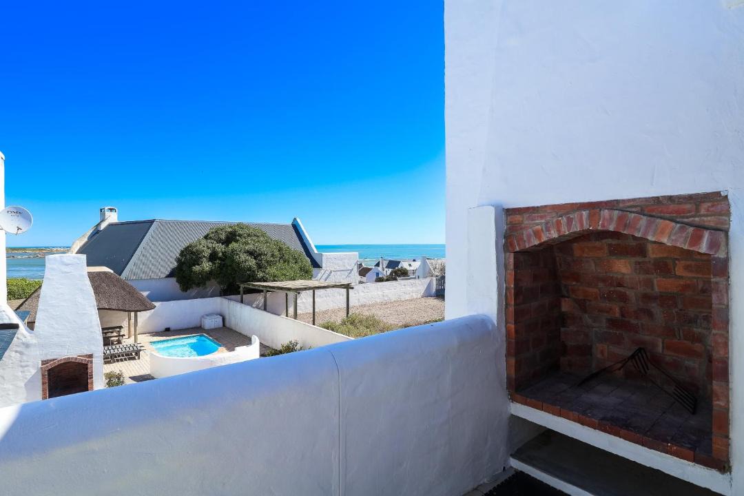 Photo of Others in Paternoster