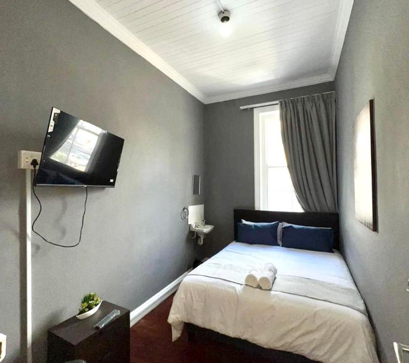 Photo of Bedroom in Sea Point