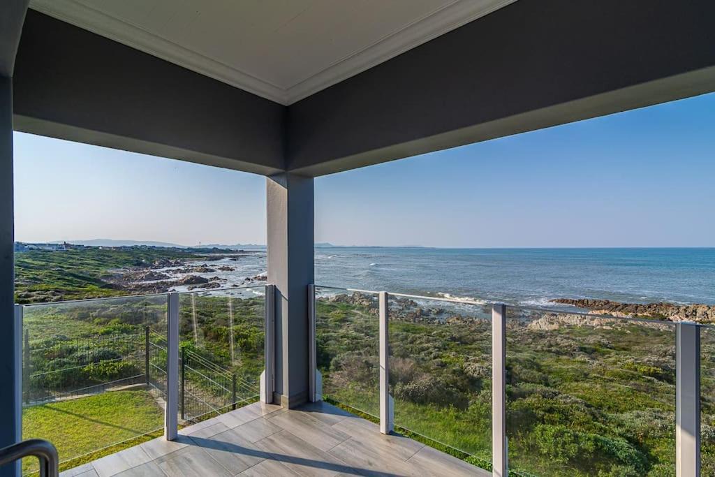 Photo of Patio Balcony in Van Dyks Bay