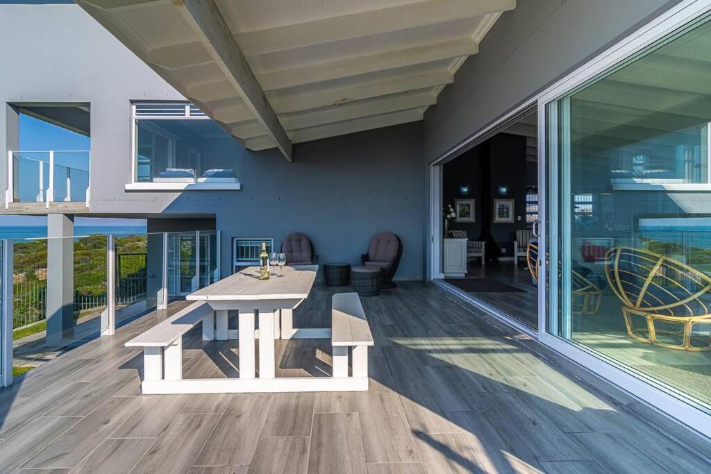 Photo of Patio Balcony in Van Dyks Bay