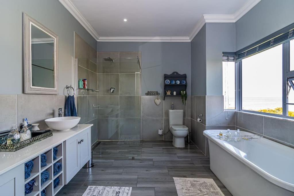 Photo of Bathroom in Van Dyks Bay