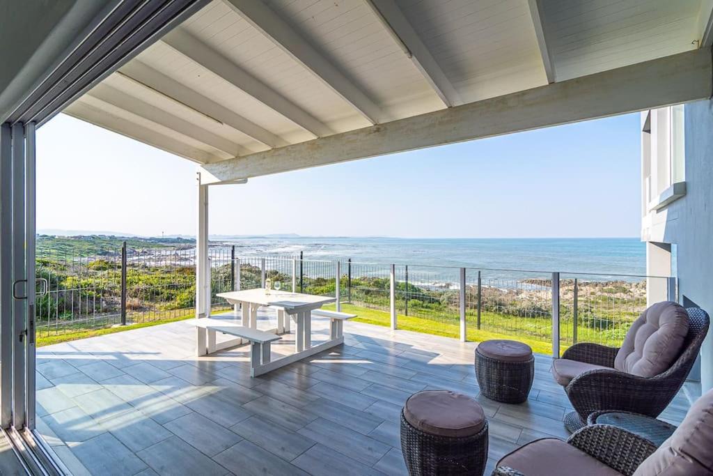 Photo of Patio Balcony in Van Dyks Bay
