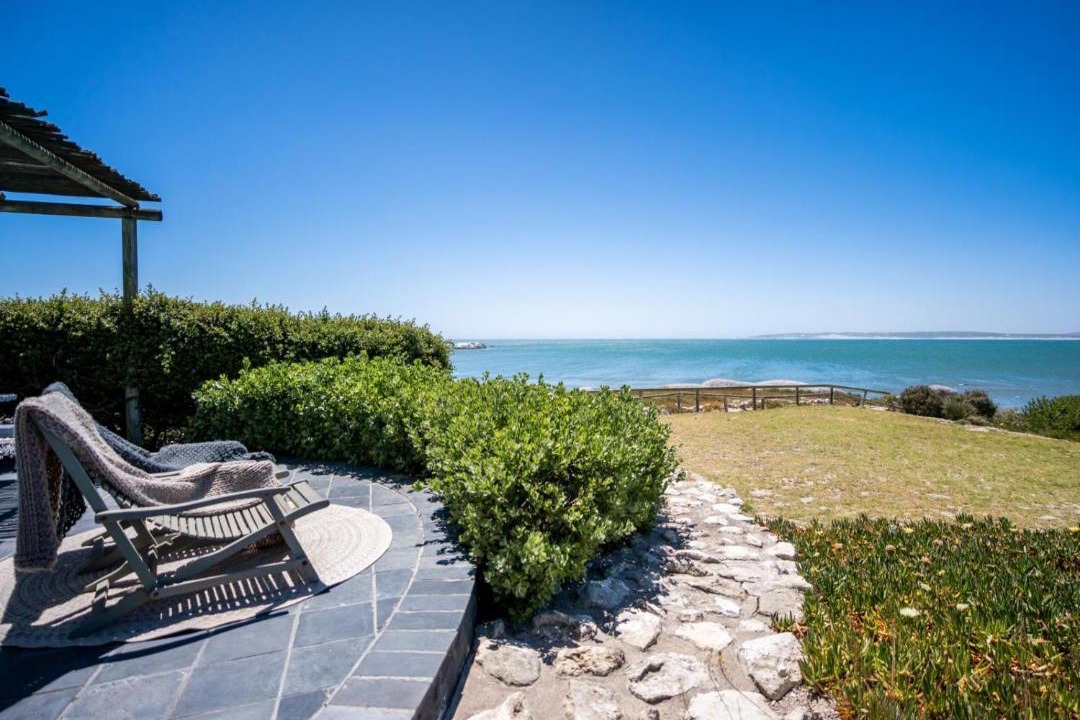 Photo of Others in Paternoster