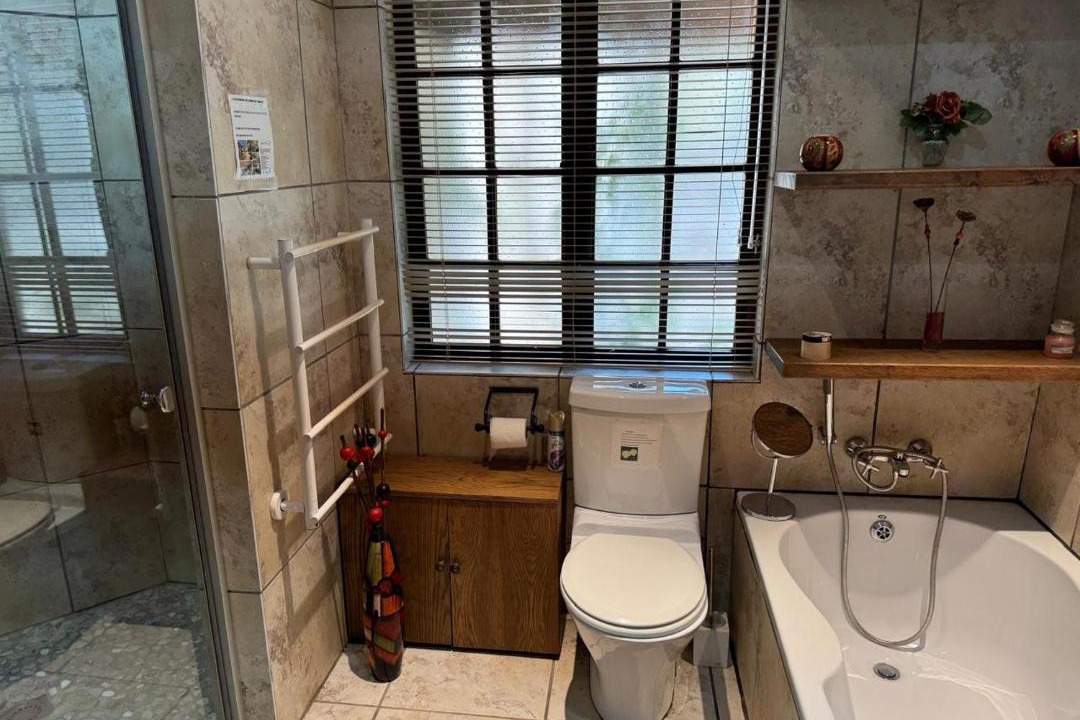 Photo of Bathroom in Merrivale