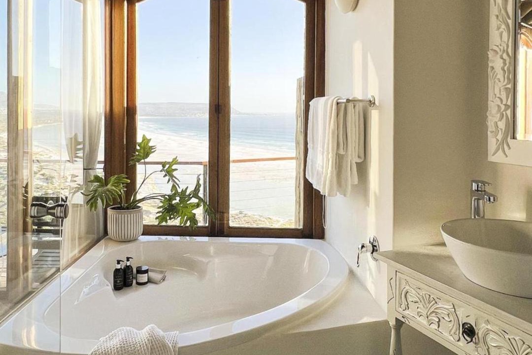 Photo of Bathroom in Noordhoek