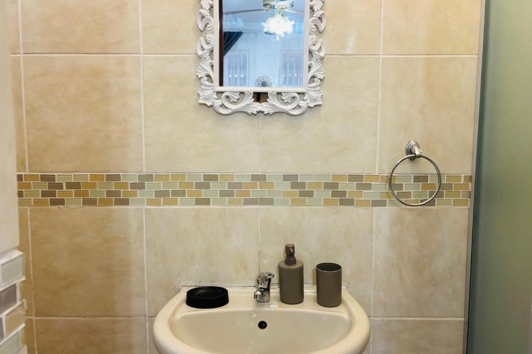 Photo of Bathroom in Muckleneuk