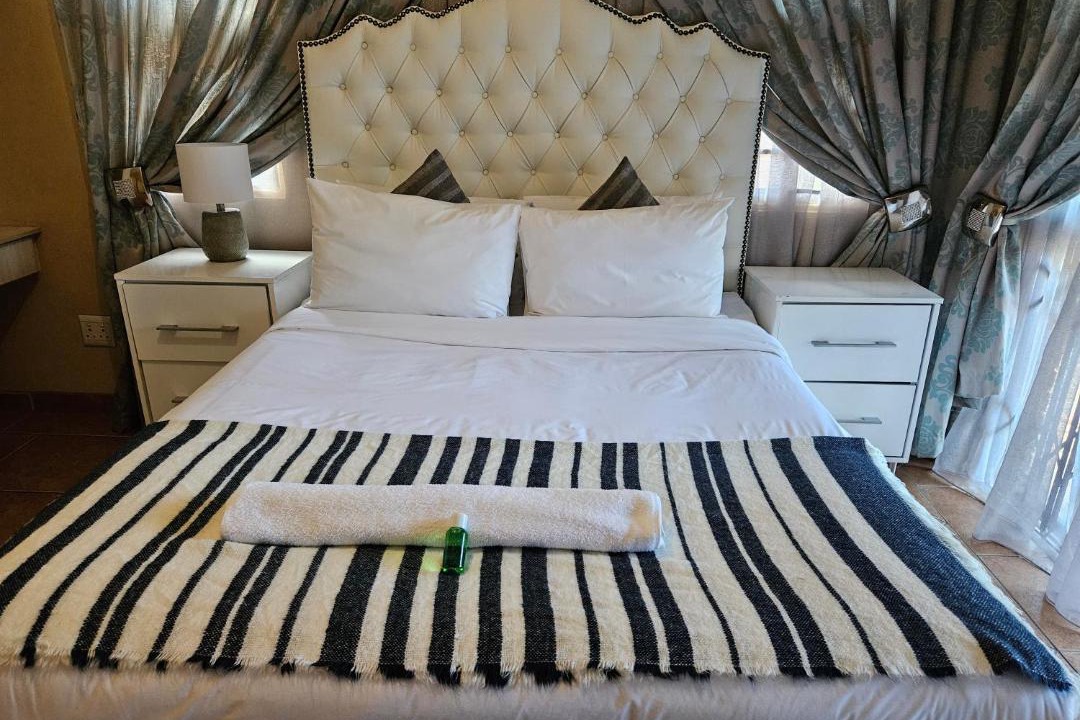 Photo of Bedroom in Bluewater Bay
