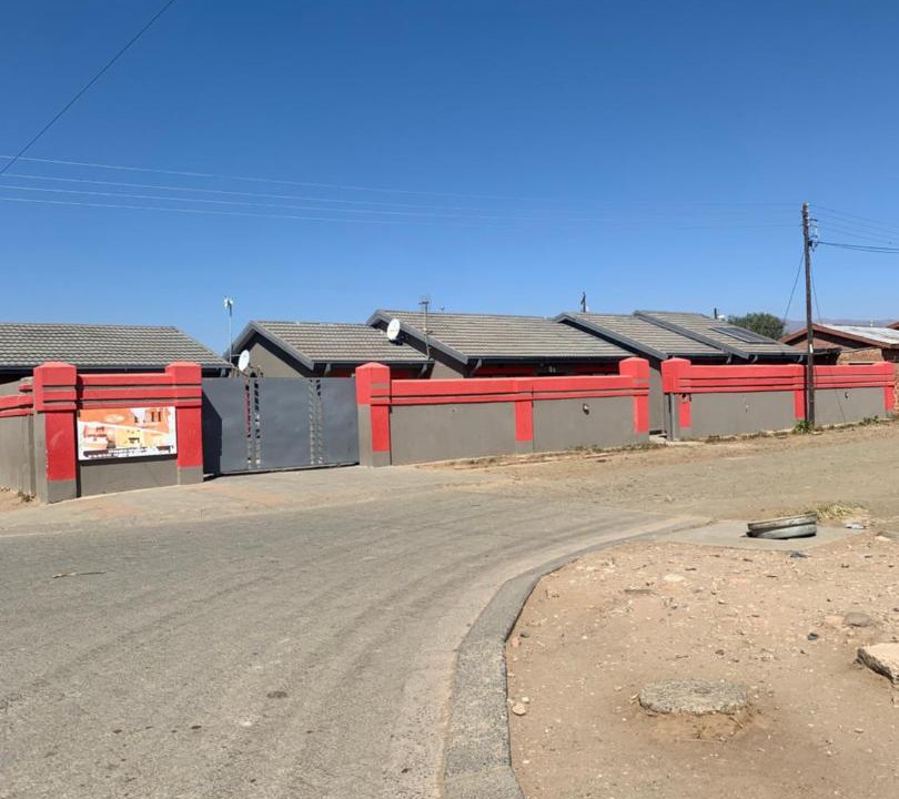 Photo of Buildings in Phuthaditjhaba
