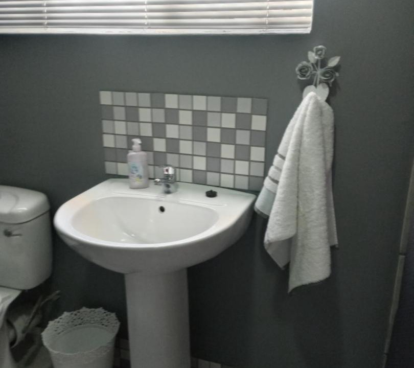 Photo of Bathroom in Springbok